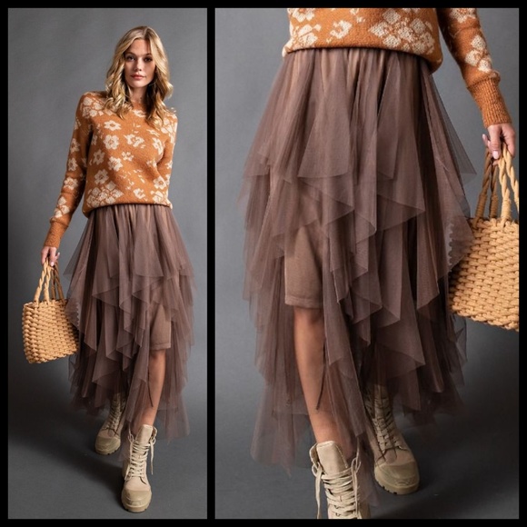 EASEL "Fairy Tale" Tiered Mesh Overlay Waterfall Lined Midi Maxi Ballerina Skirt - Picture 5 of 16